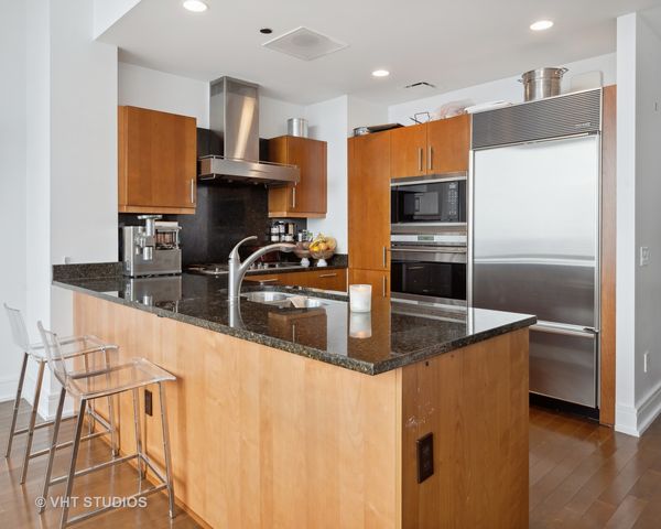 401 N Wabash Avenue 30E, Chicago, IL 60611