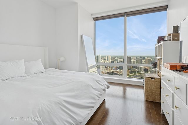 401 N Wabash Avenue 30E, Chicago, IL 60611