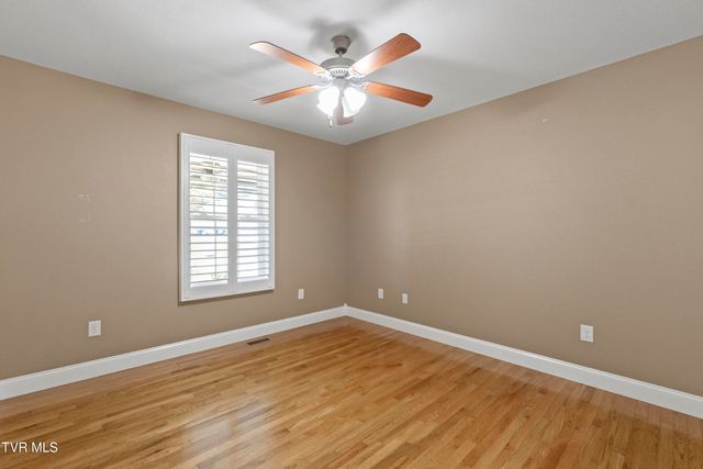 12 Grace Drive, Greeneville, TN 37745