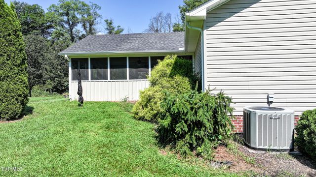 12 Grace Drive, Greeneville, TN 37745