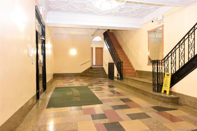 762 Brady Avenue 121, Bronx, NY 10462