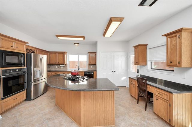 2113 Spinnaker Drive, League City, TX 77573