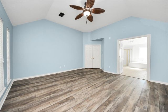 2113 Spinnaker Drive, League City, TX 77573