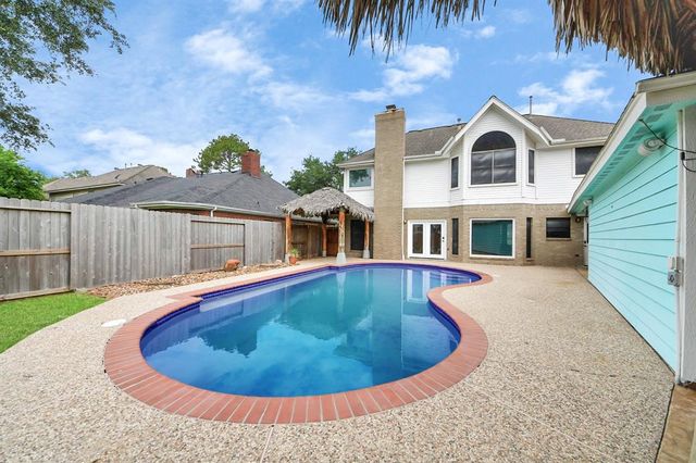 2113 Spinnaker Drive, League City, TX 77573