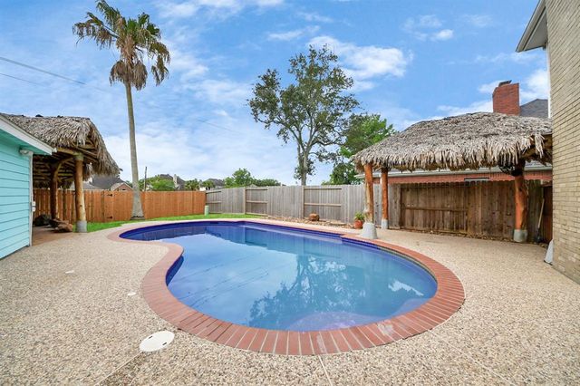2113 Spinnaker Drive, League City, TX 77573