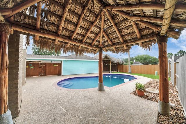 2113 Spinnaker Drive, League City, TX 77573