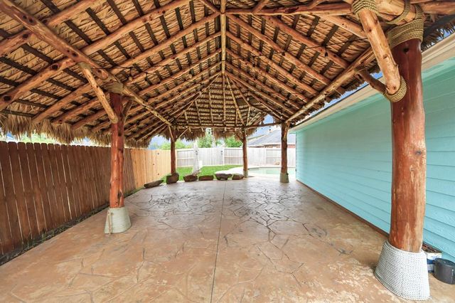 2113 Spinnaker Drive, League City, TX 77573