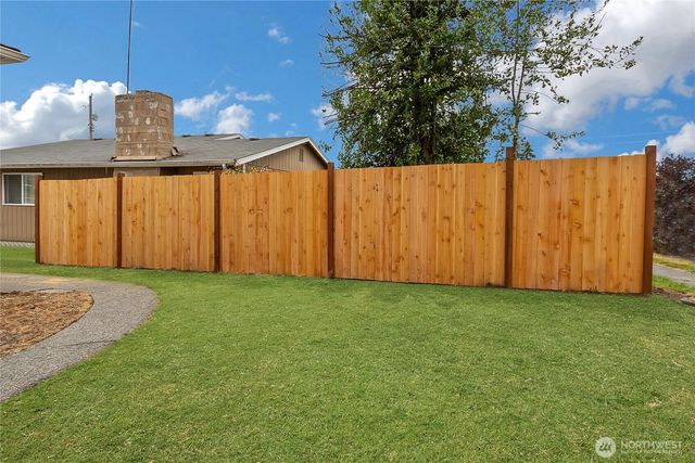 6826 S Montgomery Street, Tacoma, WA 98409