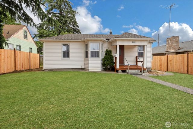 6826 S Montgomery Street, Tacoma, WA 98409