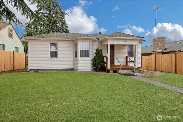 6826 S Montgomery Street, Tacoma, WA 98409