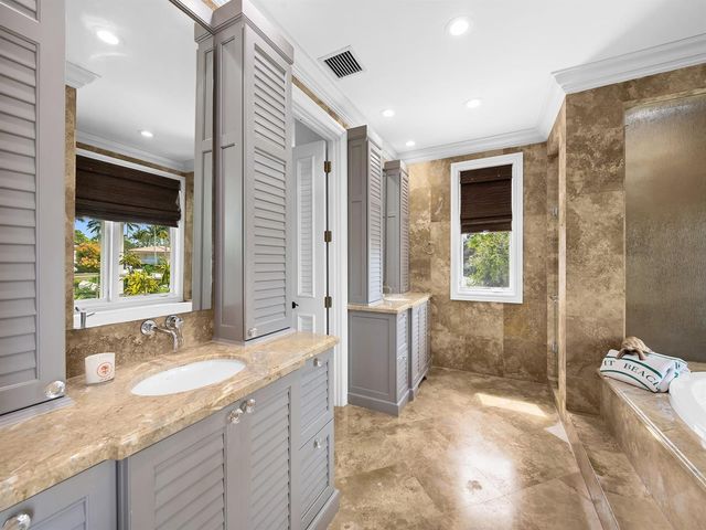 717 Solar Isle Drive, Fort Lauderdale, FL 33301