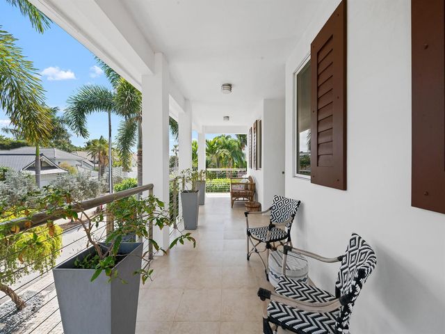 717 Solar Isle Drive, Fort Lauderdale, FL 33301