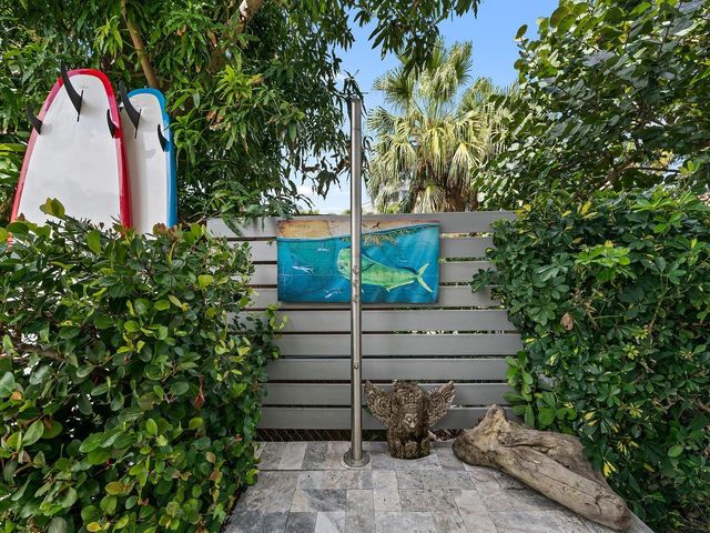717 Solar Isle Drive, Fort Lauderdale, FL 33301