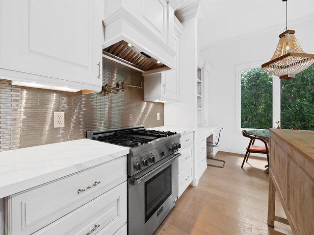 717 Solar Isle Drive, Fort Lauderdale, FL 33301
