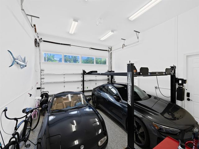 717 Solar Isle Drive, Fort Lauderdale, FL 33301