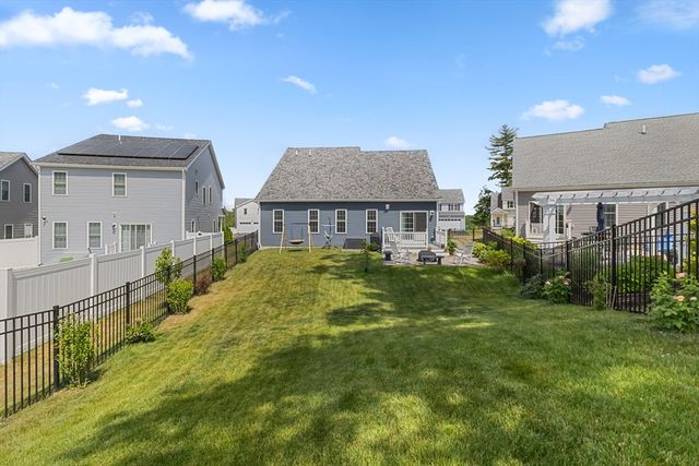 59 Tea Party Drive, Uxbridge, MA 01569