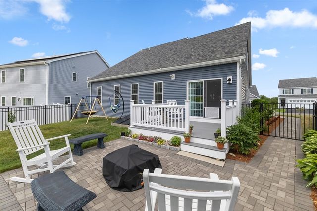 59 Tea Party Drive, Uxbridge, MA 01569