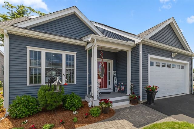 59 Tea Party Drive, Uxbridge, MA 01569