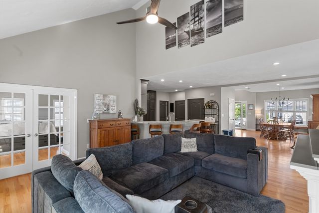 59 Tea Party Drive, Uxbridge, MA 01569