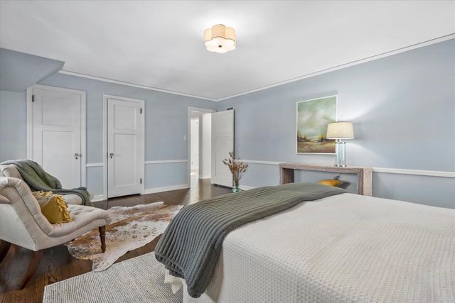 4517 N Ardmore AVENUE, Shorewood, WI 53211