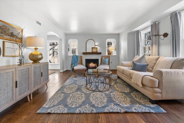 4517 N Ardmore AVENUE, Shorewood, WI 53211