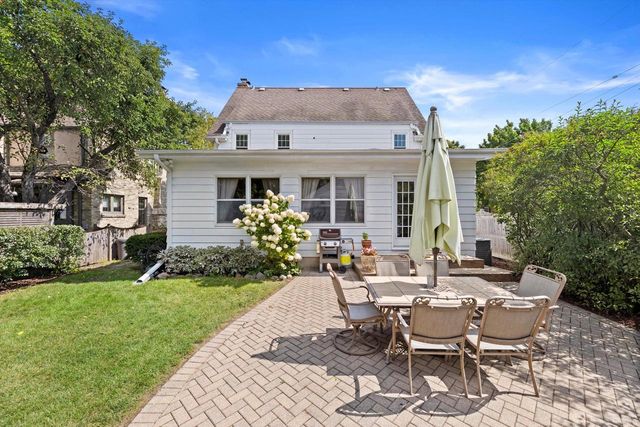 4517 N Ardmore AVENUE, Shorewood, WI 53211