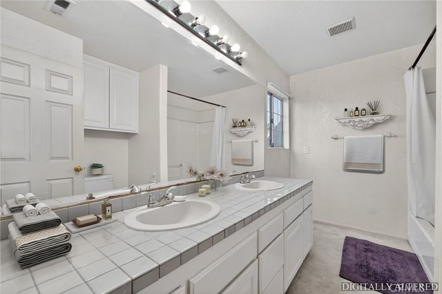 9440 Wentworth, Sunland, CA 91040