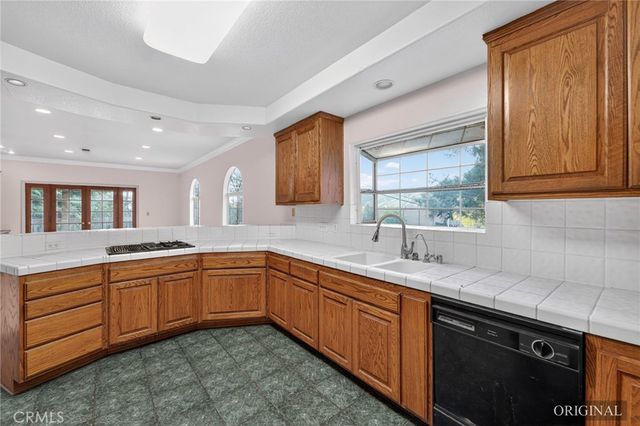 9440 Wentworth, Sunland, CA 91040