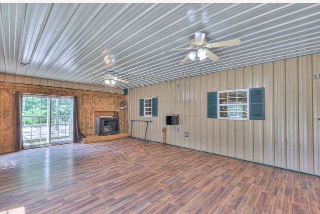 417 Haskins Chapel Rd, Lewisburg, TN 37091