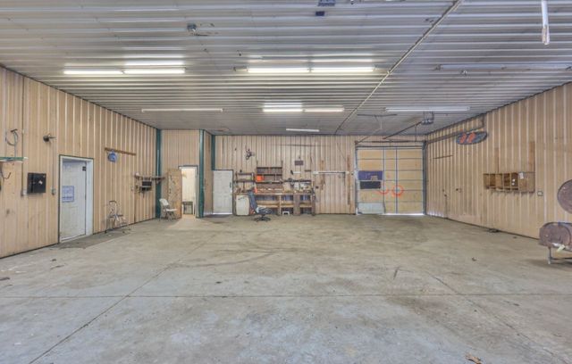 417 Haskins Chapel Rd, Lewisburg, TN 37091