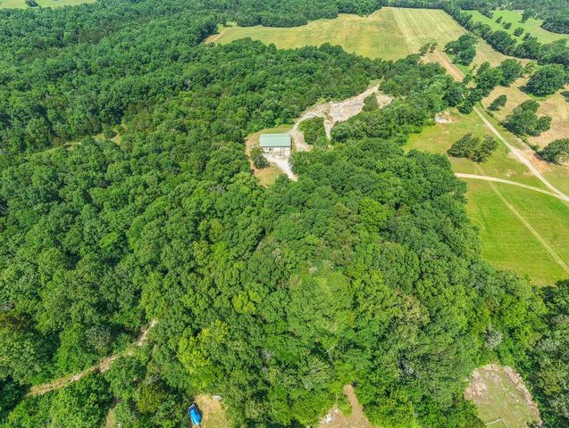 417 Haskins Chapel Rd, Lewisburg, TN 37091