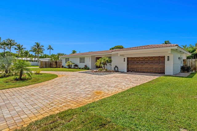 2070 NE 27th Street, Lighthouse Point, FL 33064