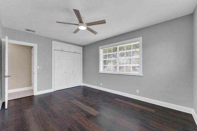 2070 NE 27th Street, Lighthouse Point, FL 33064