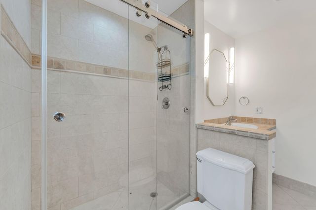 2070 NE 27th Street, Lighthouse Point, FL 33064