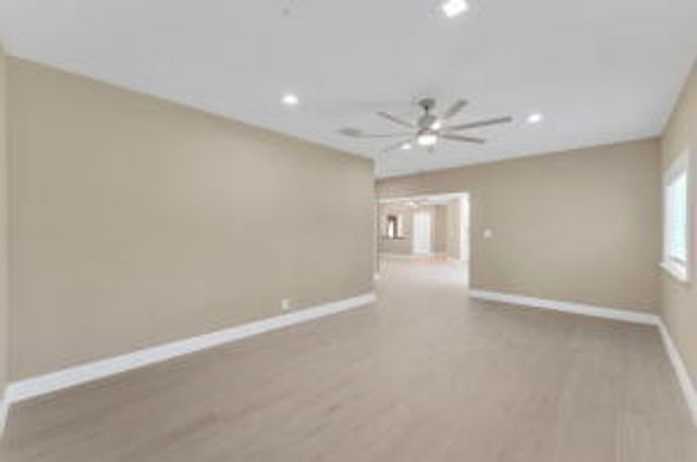 2070 NE 27th Street, Lighthouse Point, FL 33064