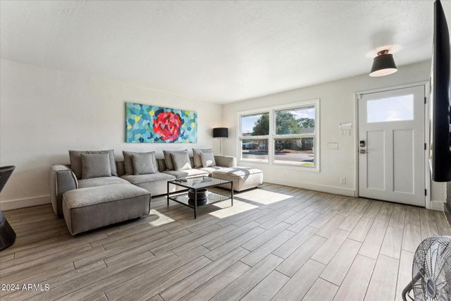 4907 N 85th Street, Scottsdale, AZ 85251