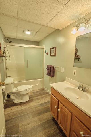 6464 Ferden Road, Maple Grove Township, MI 48616
