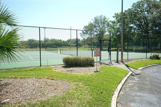 10122 WINSFORD OAK BOULEVARD 409, Tampa, FL 33624