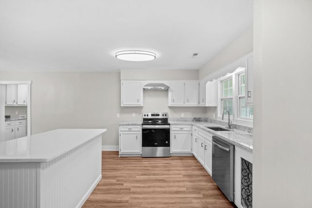 240 Ole Maple St., Loris, SC 29569