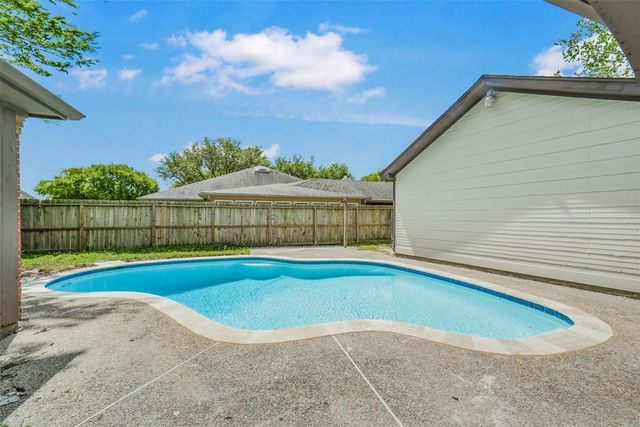 2119 Bright Meadows Drive, Missouri City, TX 77489