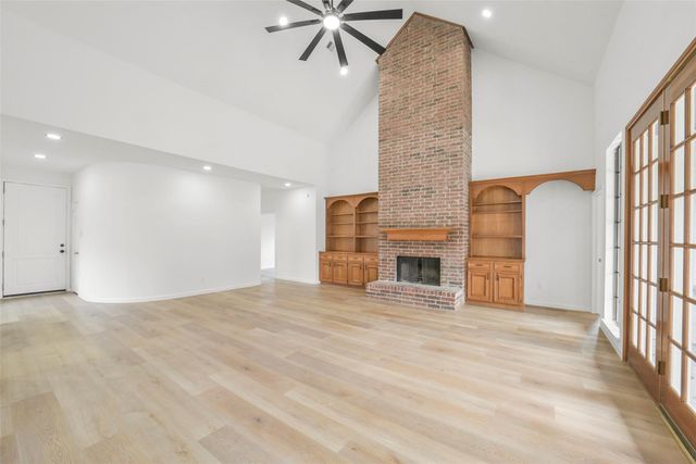 2119 Bright Meadows Drive, Missouri City, TX 77489