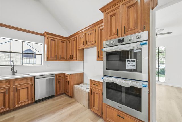 2119 Bright Meadows Drive, Missouri City, TX 77489