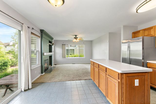 349 Hampton Court, Crystal Lake, IL 60012