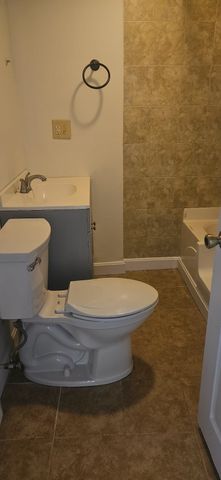 16 Richards Ave 105, North Attleboro, MA 02760