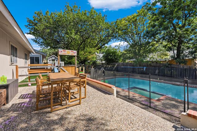 16514 FOX KNL, San Antonio, TX 78247