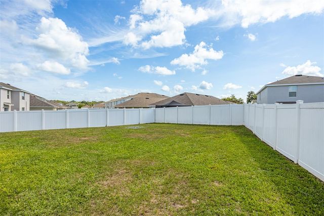 13688 WINEBERRY DRIVE, Dade City, FL 33525