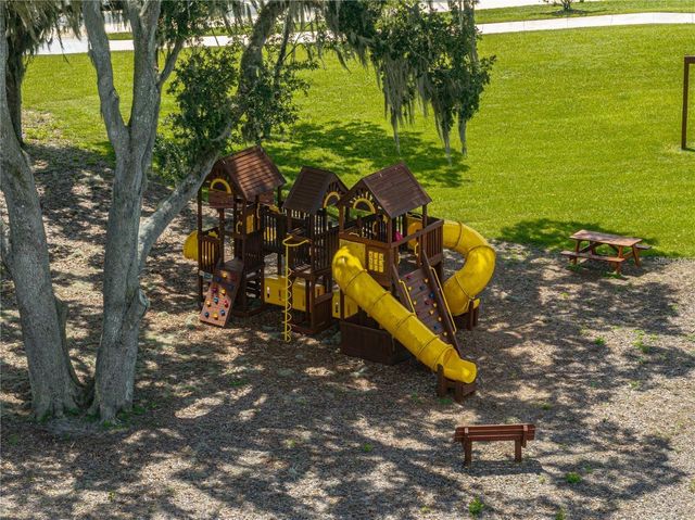 13688 WINEBERRY DRIVE, Dade City, FL 33525
