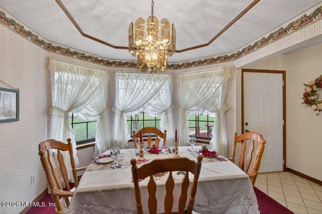 8111 CAYUGA Trail N, Jacksonville, FL 32244