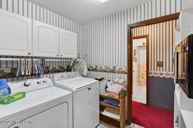 8111 CAYUGA Trail N, Jacksonville, FL 32244