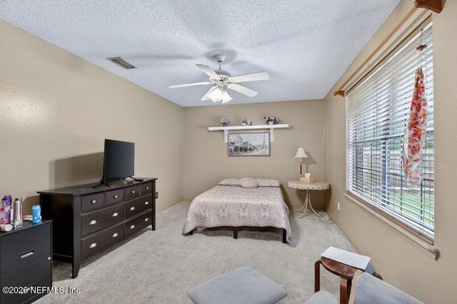 8111 CAYUGA Trail N, Jacksonville, FL 32244